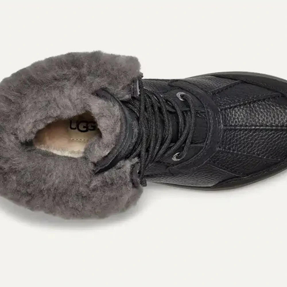 NEW Ugg Women’s Adirondack III Waterproof Fur Boot in Black/Grey Size 5